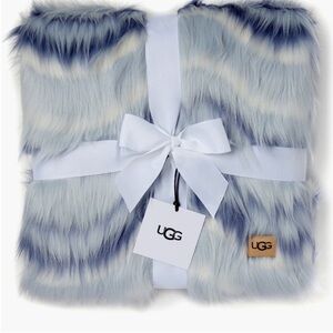 UGG Rosia Jacquard Wave Faux Fur Throw Blanket